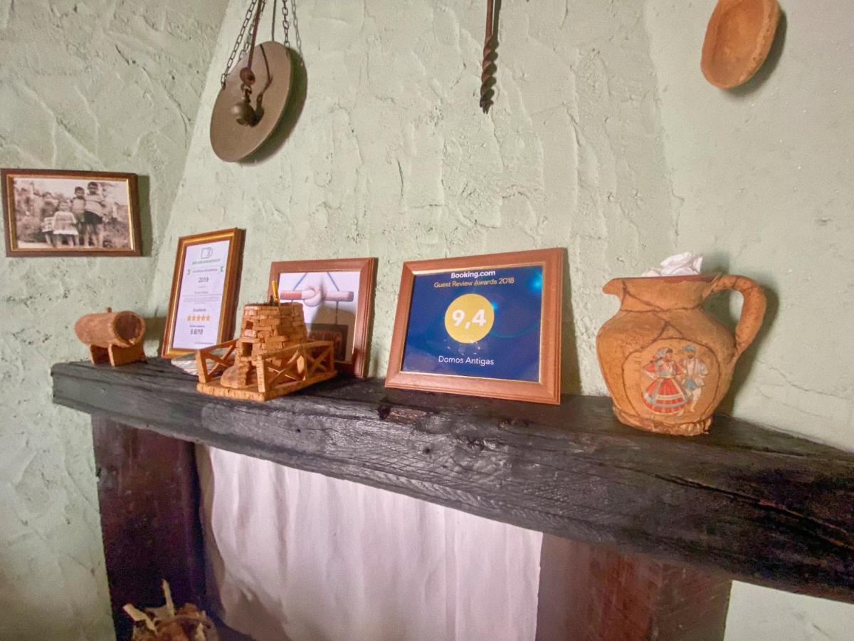 Domos Antigas Panzió Bottidda Kültér fotó
